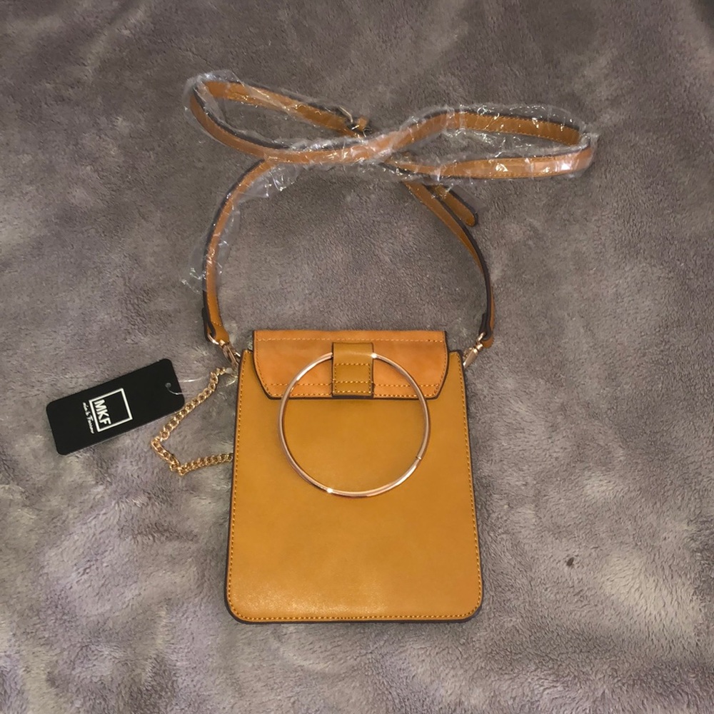 Cross body purse